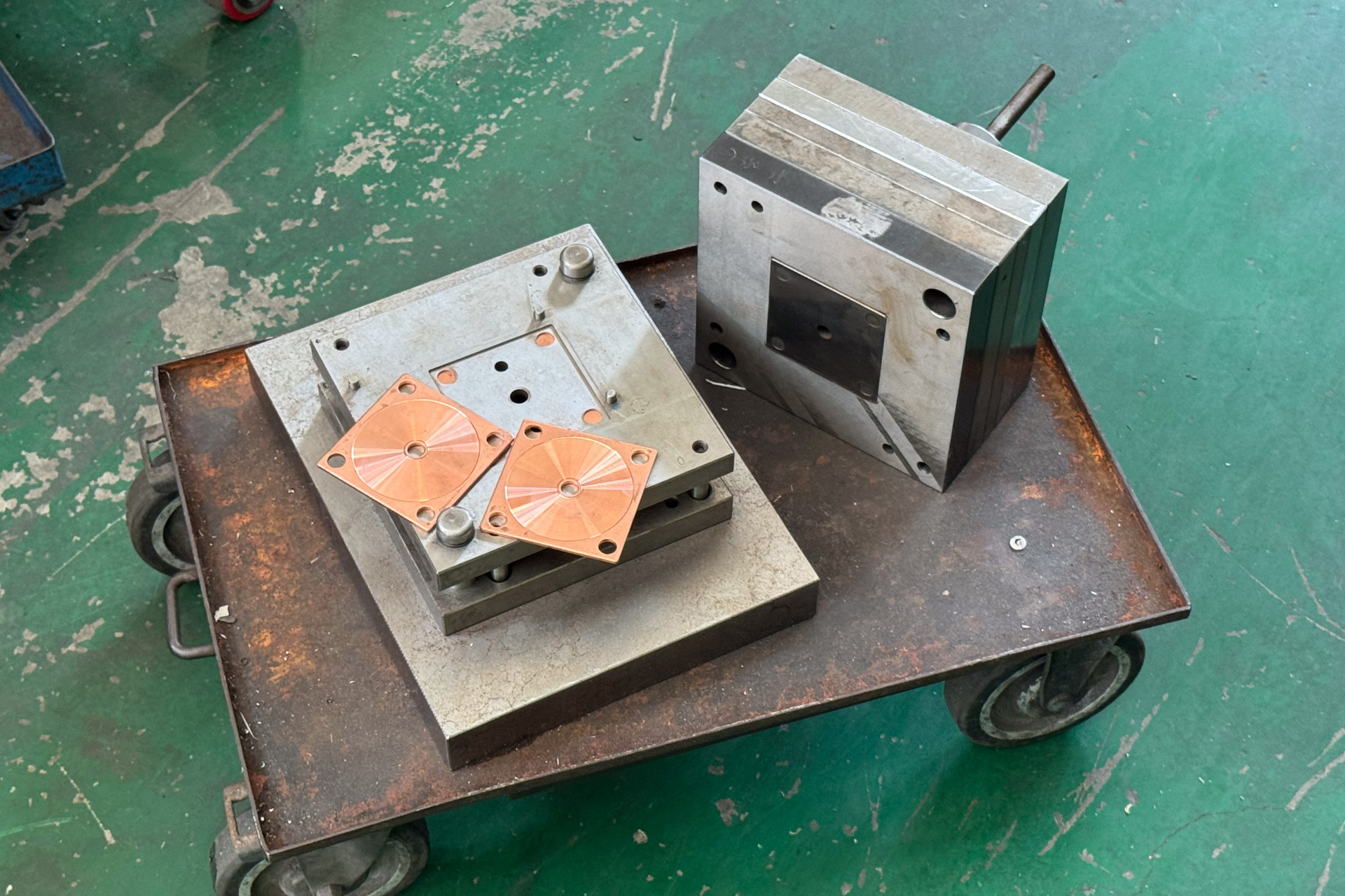 12 - 模具